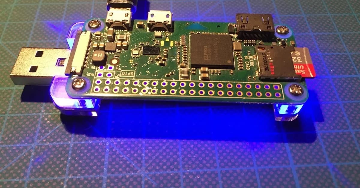 Turning the Raspberry Pi Zero into a Hacking Gadget